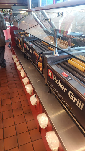 Gas Station «QuikTrip», reviews and photos, 5705 Fulton Industrial Blvd SW, Atlanta, GA 30336, USA