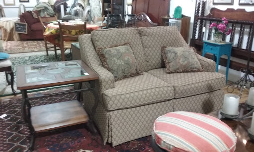 Shopping Mall «Pantops Shopping Center», reviews and photos, 250 Free Bridge Ln, Charlottesville, VA 22911, USA