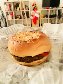 Hamburger du Restauration rapide La Roulotte - Burgers Saint-Pierre - n°17