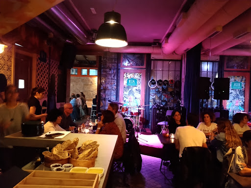 RUA Tapas & Music Bar