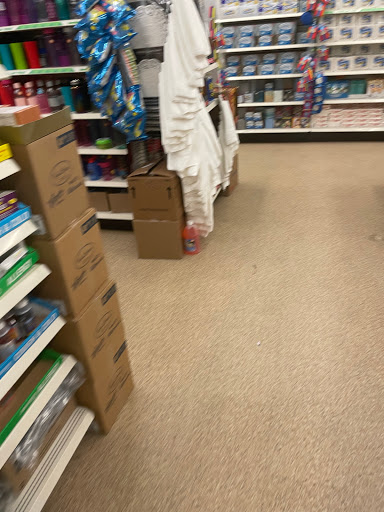 Dollar Store «Dollar Tree», reviews and photos, 14158 NE Woodinville Duvall Rd, Woodinville, WA 98072, USA