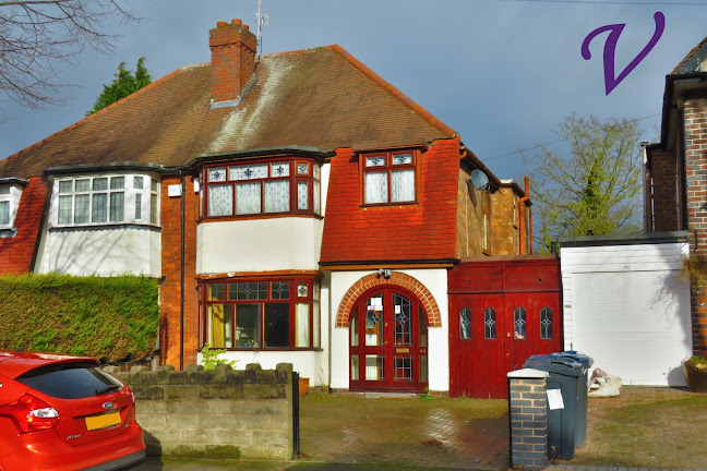 Reviews of Clive Tanner Wyatts Estate Agents in Birmingham - Real estate agency