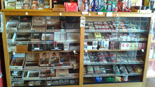 Tobacco Shop «Tobacco Leaf 4 Less & Vapor», reviews and photos, 1206 Northwest Hwy, Garland, TX 75041, USA