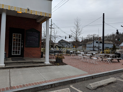 Donut Shop «Uncle Leo’s Not Just Coffee & Donuts», reviews and photos, 19 Main St, Redding, CT 06896, USA