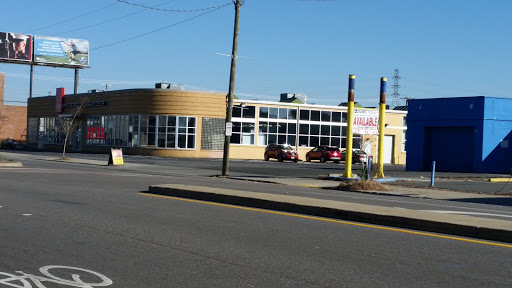 Furniture Rental Service «CORT Furniture Rental and Clearance center», reviews and photos, 1207 N Boulevard, Richmond, VA 23230, USA