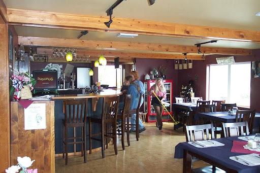 Family Restaurant «Yachats Underground Pub & Grub», reviews and photos, 125 Ocean View Dr, Yachats, OR 97498, USA