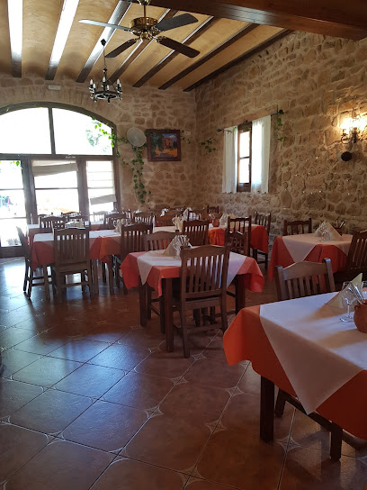 Restaurante Venta la Parra - Carretera T-330, Km 21, 43596 Horta de Sant Joan, Tarragona, Spain