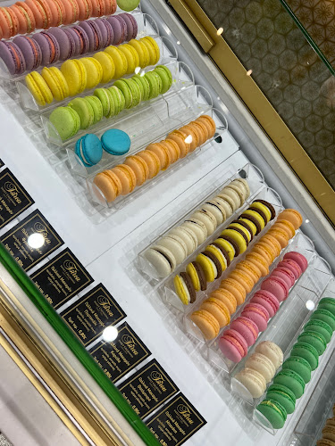 Tsirou Sweet Creations - Ζαχαροπλαστεία Τσίρου Αβεε - Τσίρου Πειραιάς - Παγωτό