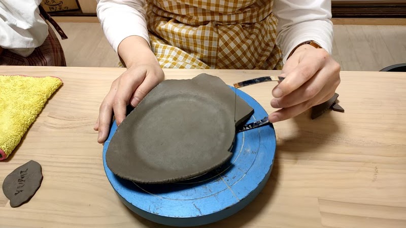 日本×ヨーロッパデザインの陶芸Tocoton工房