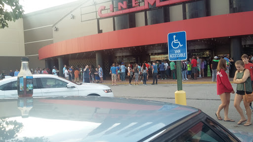 Movie Theater «Cinemark XD», reviews and photos, 5500 Antioch Dr, Merriam, KS 66202, USA