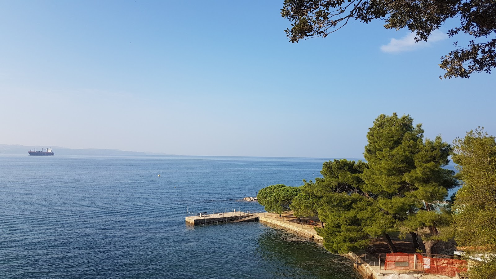 Plaža Debeli rtič'in fotoğrafı çok temiz temizlik seviyesi ile