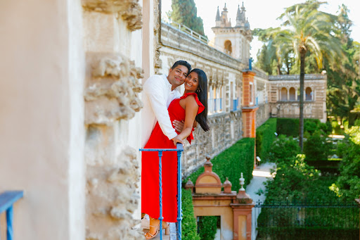 Victoria Photographer in Seville