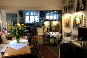 Gasthaus MandelHof image