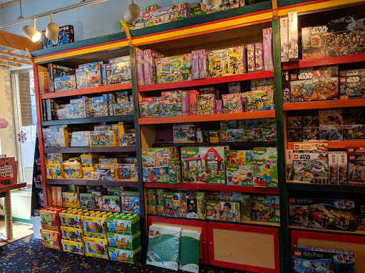 Toy Store «G Willikers Toy Shoppe», reviews and photos, 202 Oak St, Hood River, OR 97031, USA