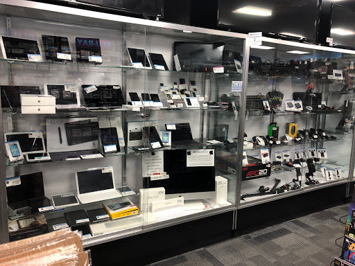 Video Game Store «Disc Replay Flint», reviews and photos, 3192 Linden Rd, Flint, MI 48507, USA