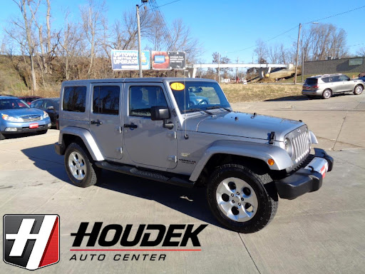 Used Car Dealer «Houdek Auto Center», reviews and photos, 150 7th Ave, Marion, IA 52302, USA