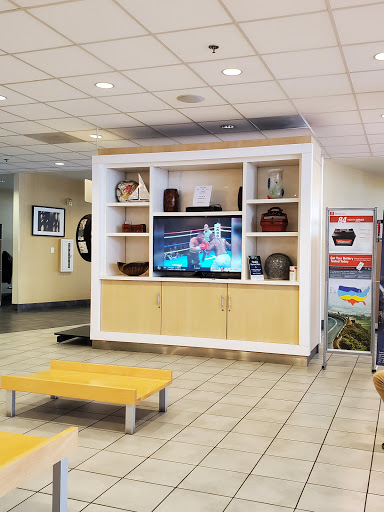 Toyota Dealer «Toyota Pasadena», reviews and photos, 3600 E Foothill Blvd, Pasadena, CA 91107, USA