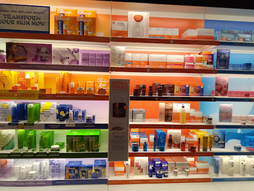 Cosmetics Store «SEPHORA», reviews and photos, 4766 Admiralty Way C1-3, Marina Del Ray, CA 90202, USA