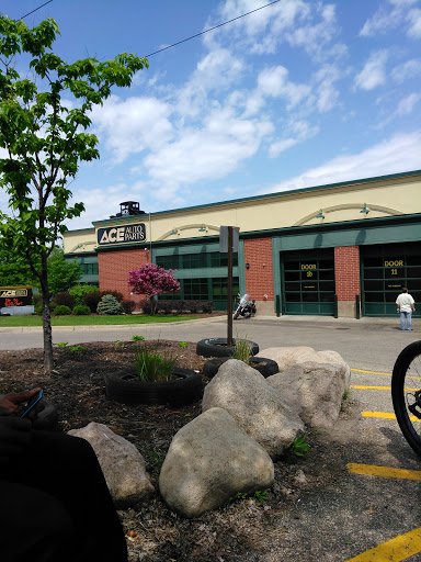 Used Auto Parts Store «Ace Auto Parts», reviews and photos, 754 Rice St, St Paul, MN 55117, USA