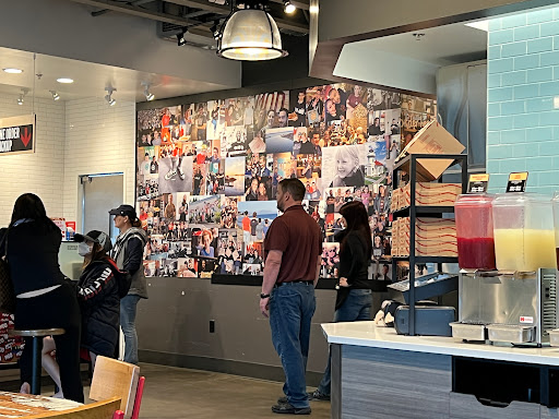 Shopping Mall «Harbour Pointe Shopping Center», reviews and photos, 11706 Mukilteo Speedway, Mukilteo, WA 98275, USA