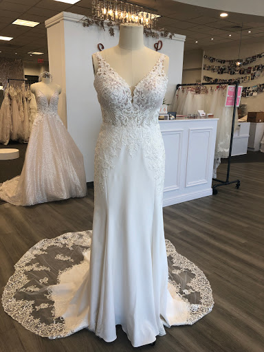 Bridal Shop «Paisley Bridal», reviews and photos, 73-09 Metropolitan Ave, Middle Village, NY 11379, USA