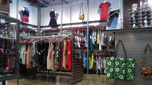 Clothing Store «Uptown Cheapskate», reviews and photos, 1038 Rockville Pike, Rockville, MD 20852, USA