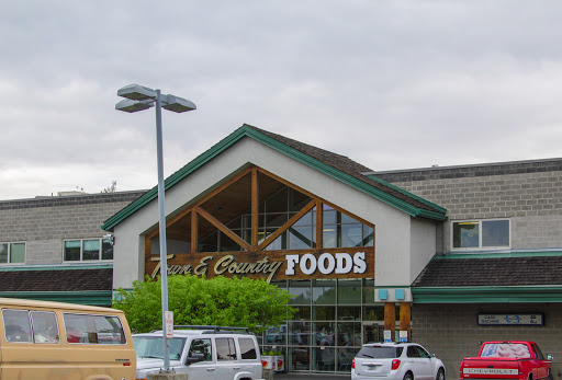 Grocery Store «Town & Country Foods», reviews and photos, 219 N 19th Ave, Bozeman, MT 59718, USA