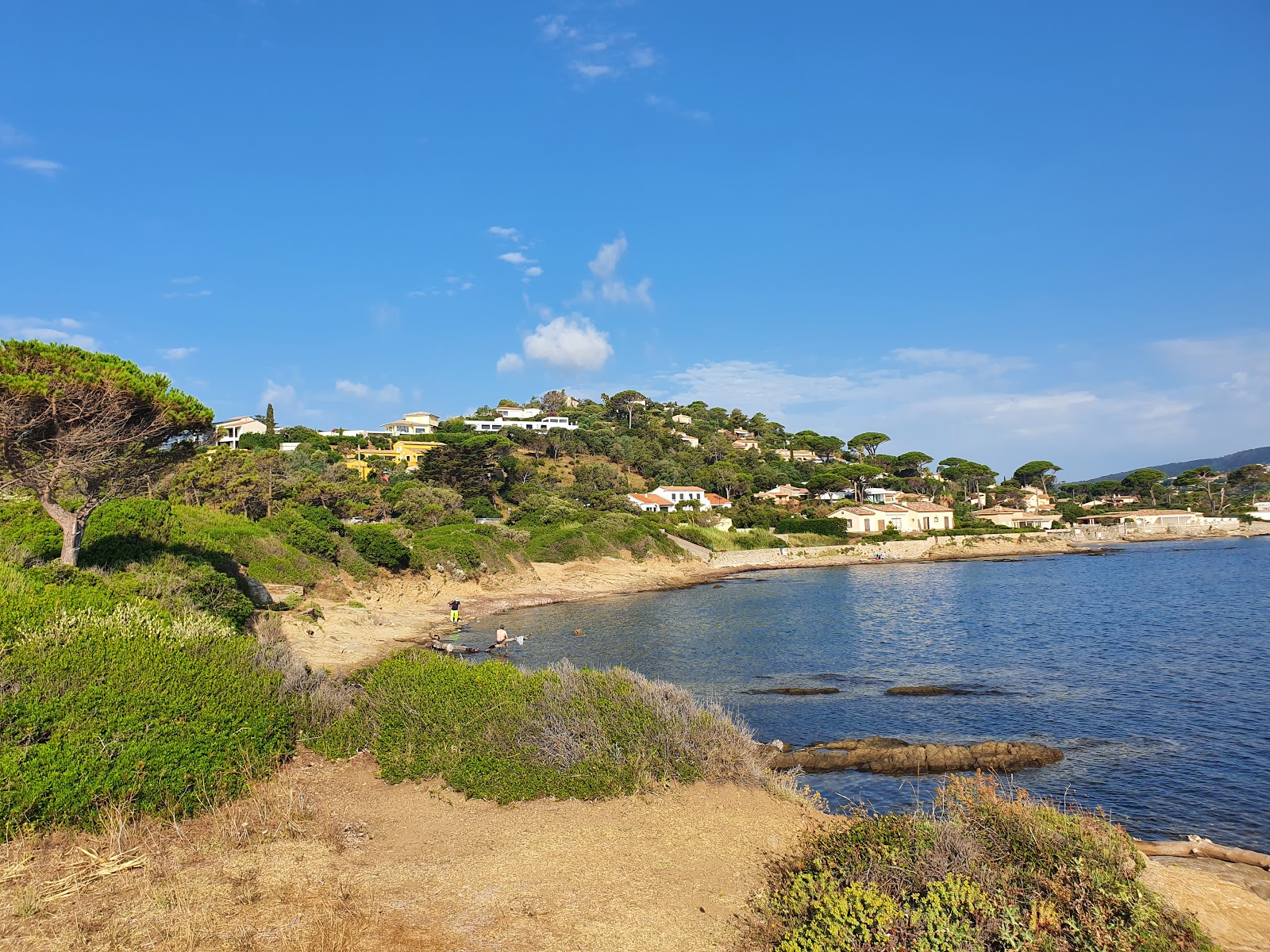 Photo de Plages de Sainte-Maxime avec plusieurs petites baies