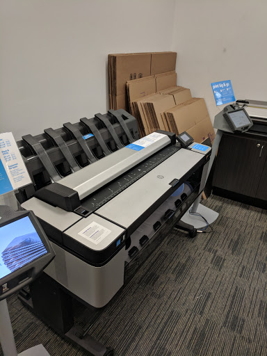 Print Shop «FedEx Office Print & Ship Center», reviews and photos, 59 Station Landing, Medford, MA 02155, USA