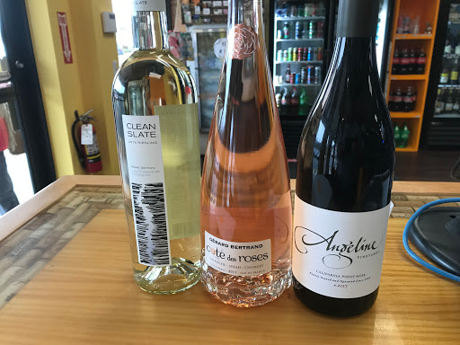 Wine Store «Premier Wine & Spirits», reviews and photos, 100 Main St N # 11, Southbury, CT 06488, USA