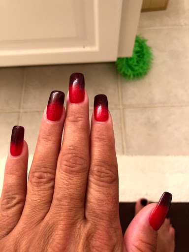 Nail Salon «Z Nail Salon», reviews and photos, 702 W Eads Pkwy, Lawrenceburg, IN 47025, USA