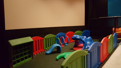 Movie Theater «B&B Theatres Shawnee 18», reviews and photos, 16301 Midland Dr, Shawnee, KS 66217, USA