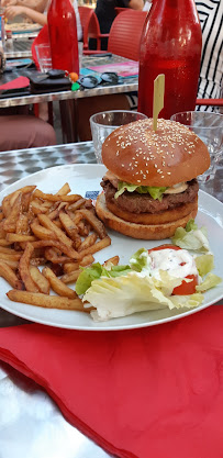 Hamburger du Restaurant français Pause Vintage à Sanary-sur-Mer - n°17