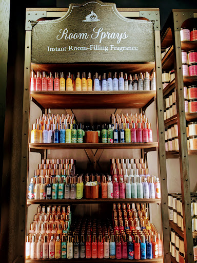 Beauty Supply Store «Bath & Body Works», reviews and photos, 2200 Tanger Blvd, Gonzales, LA 70737, USA