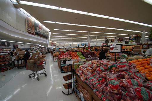 Hy-Vee, 10808 Fort St, Omaha, NE 68164, USA, 
