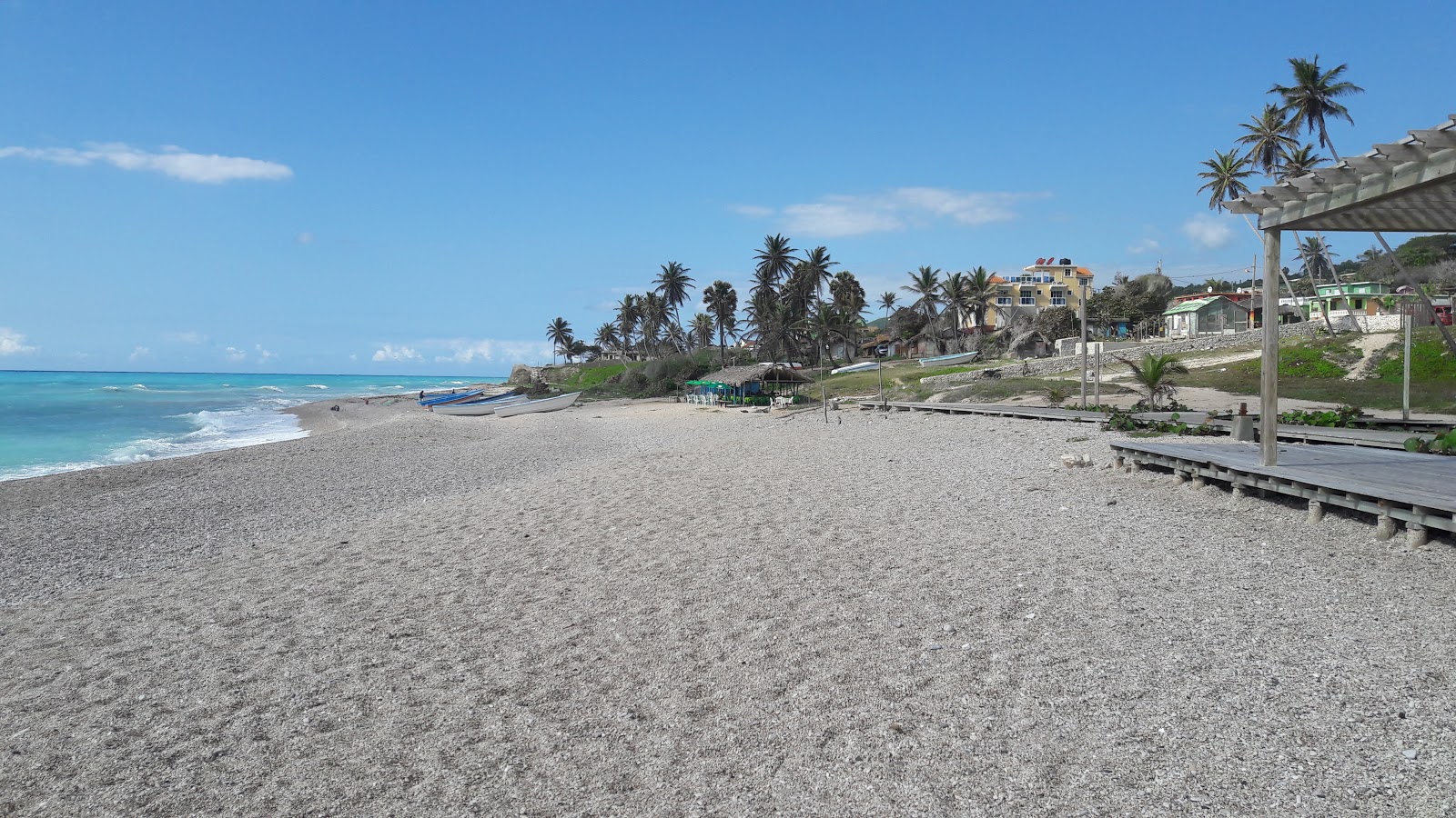 Foto de Patos beach y el asentamiento
