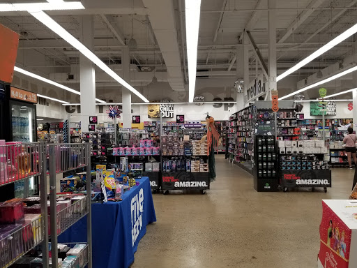 Variety Store «Five Below», reviews and photos, 1776 E Jefferson St, Rockville, MD 20850, USA