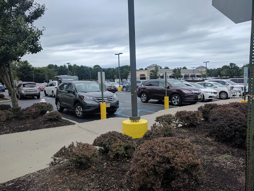 Grocery Store «Stop & Shop», reviews and photos, 24 Summerfield Blvd, Dayton, NJ 08810, USA