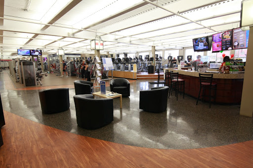 Gym «The Edge Fitness Clubs Norwalk», reviews and photos, 542 Westport Ave, Norwalk, CT 06851, USA