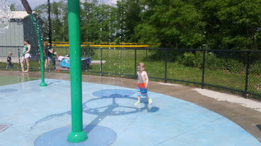 Water Park «Petersen Splash Pad at Watson Park», reviews and photos, Gordon Rd, Braintree, MA 02184, USA