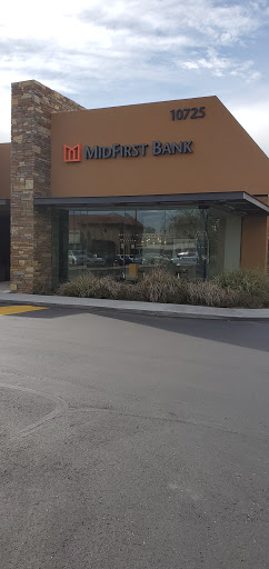 MidFirst Bank in Scottsdale, Arizona