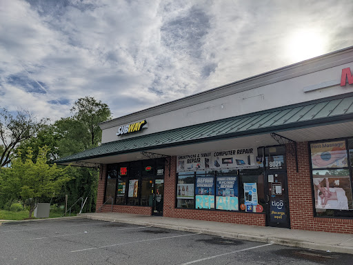 Phone Repair Service «Amigos Talk - Cell Phone, Computer Repair, & Prepaid wireless plans», reviews and photos, 14637 Lee Hwy #109, Centreville, VA 20121, USA