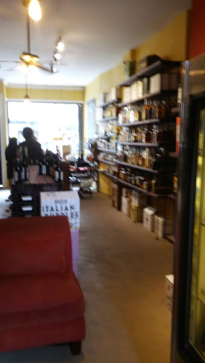 Wine Store «Bottoms Up Wine & Spirits», reviews and photos, 731 Franklin Ave, Brooklyn, NY 11238, USA