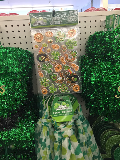 Dollar Store «Dollar Tree», reviews and photos, 1755 Mt Hood Ave #110, Woodburn, OR 97071, USA