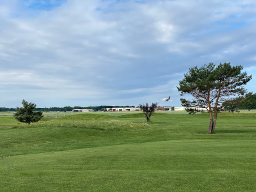 Golf Course «Airport Greens Golf Course», reviews and photos, 28980 White Rd, Willoughby Hills, OH 44092, USA