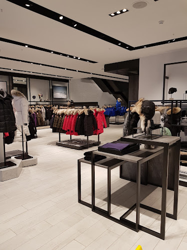 Reviews of Canada Goose London in London - Clothing store