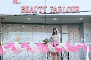 Maharani beauty parlour image