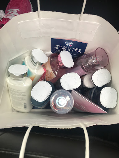 Beauty Supply Store «Cosmo Beauty Supply», reviews and photos, 13047 S Ashland Ave, Calumet Park, IL 60827, USA