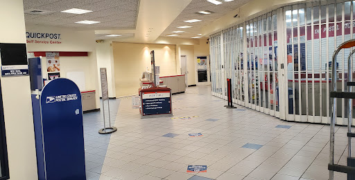 Post Office «United States Postal Service», reviews and photos, 2501 Walden Woods Dr, Plant City, FL 33566, USA