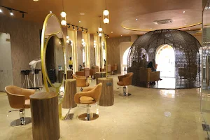 HAIR MASTERS-Luxury Salon Moradabad image